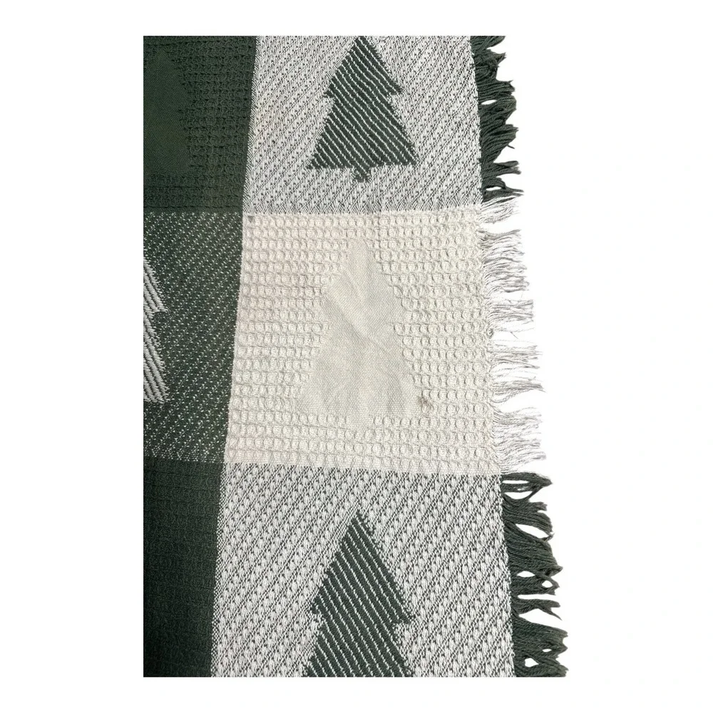 Woven Christmas Tree Green Buffalo Check Pattern Fringe, Holiday Tapestry 48X63